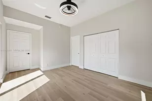 11070 Minneapolis Dr, Cooper City, FL 33026 - Photo 32