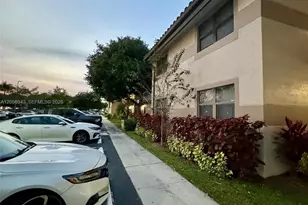 9945 Nob Hill Ct, Sunrise, FL 33351 - Photo 22