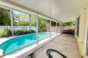 10854 Limeberry Dr, Cooper City, FL 33026 - Photo 4