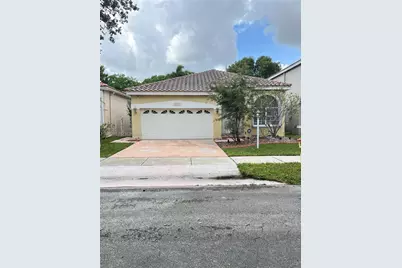 10854 Limeberry Dr, Cooper City, FL 33026 - Photo 2