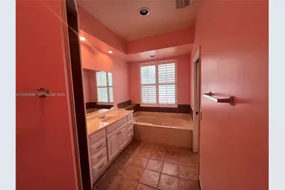 10854 Limeberry Dr, Cooper City, FL 33026 - Photo 42
