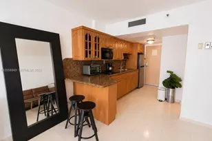 19201 Collins Ave, Sunny Isles Beach, FL 33160 - Photo 4