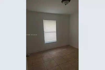 634 NW 12th St, Florida City, FL 33034 - Photo 16