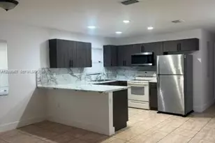 634 NW 12th St, Florida City, FL 33034 - Photo 6