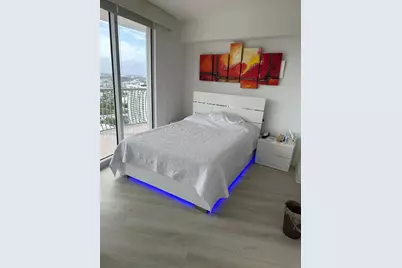1750 N Bayshore Dr #2914, Miami, FL 33132 - Photo 2