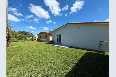 3250 SW 72 Ct, Miami, FL 33155 - Photo 14