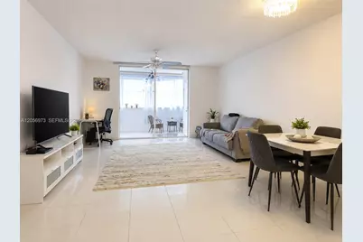 301 NE 14th Ave #507, Hallandale Beach, FL 33009 - Photo 2