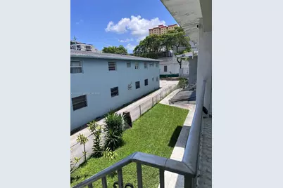 121 NE 80 Ter #5, Miami, FL 33131 - Photo 2