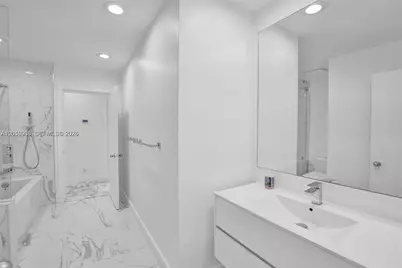 3180 N 36th St, Hollywood, FL 33021 - Photo 16