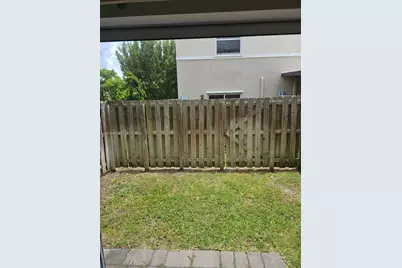 561 NE 5th St, Florida City, FL 33034 - Photo 1