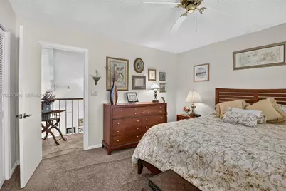 9050 Jacaranda Ln #3, Plantation, FL 33324 - Photo 32