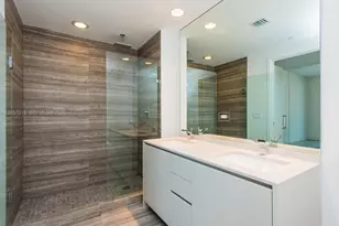 1010 Brickell Ave, Miami, FL 33131 - Photo 34