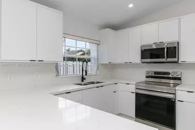 1938 SW 137th Ct, Miami, FL 33175 - Photo 8