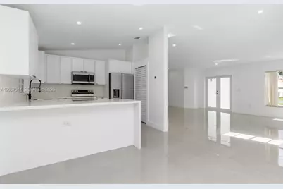 1938 SW 137th Ct, Miami, FL 33175 - Photo 6