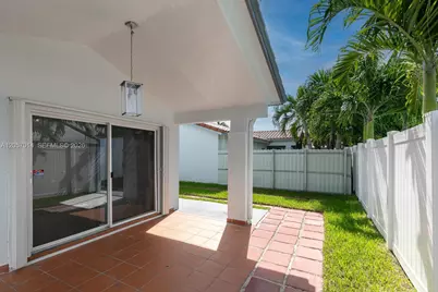 1938 SW 137th Ct, Miami, FL 33175 - Photo 26