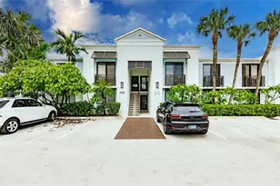 1586 S Ocean Ln, Fort Lauderdale, FL 33316 - Photo 1