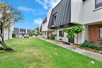 5555 Ludlam Rd #41, South Miami, FL 33155 - Photo 2