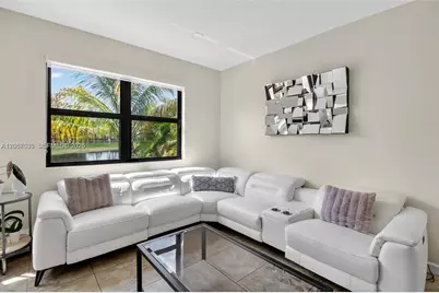 3616 SE 2nd Dr, Homestead, FL 33033 - Photo 14