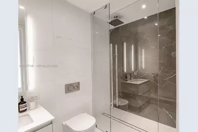300 Biscayne Boulevard Way #3109W, Miami, FL 33131 - Photo 30