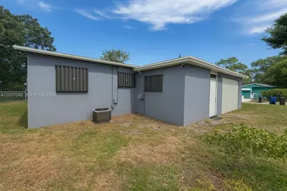 2231 NW 9th Ct, Fort Lauderdale, FL 33311 - Photo 28