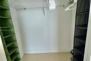 1111 SW 1st Ave, Miami, FL 33130 - Photo 10