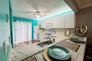 773 Crystal Lake Dr, Deerfield Beach, FL 33064 - Photo 4