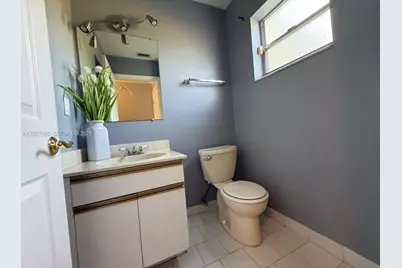 773 Crystal Lake Dr #773, Deerfield Beach, FL 33064 - Photo 12