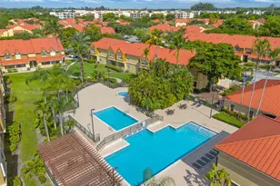 18336 NW 68th Ave, Hialeah, FL 33015 - Photo 38
