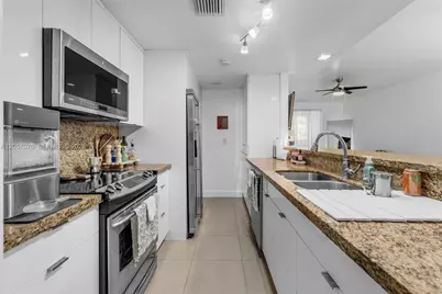 [Address not provided], Hialeah, FL 33015 - Photo 6