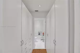 3690 NE 199th St, Aventura, FL 33180 - Photo 34