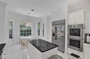 3690 NE 199th St, Aventura, FL 33180 - Photo 18