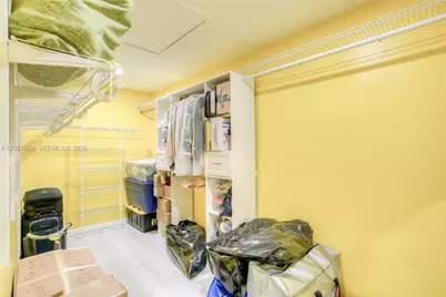 9521 NW 18th Mnr, Plantation, FL 33322 - Photo 6