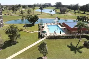 8901 S Hollybrook Blvd, Pembroke Pines, FL 33025 - Photo 8