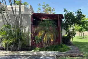 1071 Windward Dr, Pembroke Pines, FL 33026 - Photo 2