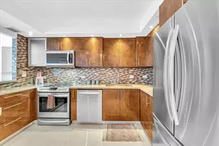 20515 E Country Club Dr, Aventura, FL 33180 - Photo 6