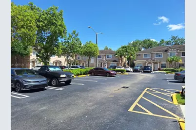 5761 NW 115th Ct #102, Doral, FL 33178 - Photo 2
