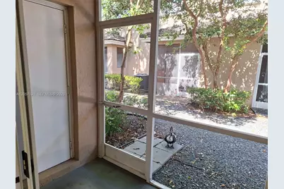 5761 NW 115th Ct #102, Doral, FL 33178 - Photo 8