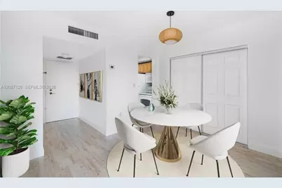 800 West Ave #632, Miami Beach, FL 33139 - Photo 4