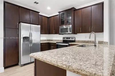 13005 N Riverwalk Cir N, Plantation, FL 33325 - Photo 8