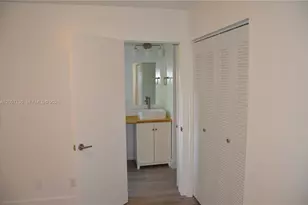 351 SW 121st Ave, Pembroke Pines, FL 33025 - Photo 14