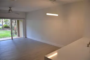 351 SW 121st Ave, Pembroke Pines, FL 33025 - Photo 6