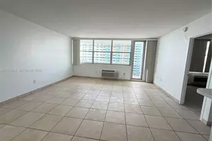 5313 Collins Ave, Miami Beach, FL 33140 - Photo 2