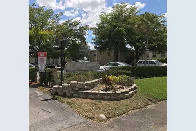 2631 Riverside Dr #2, Coral Springs, FL 33065 - Photo 2
