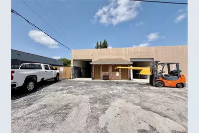 Nw 23rd Way, Oakland Park, FL 33311 - Photo 2