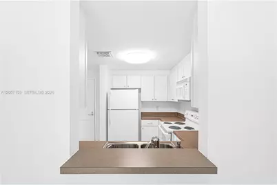 1250 S Miami Ave #812, Miami, FL 33130 - Photo 10