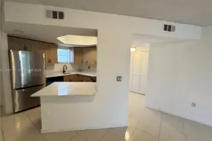 8205 Lake Dr, Doral, FL 33166 - Photo 8