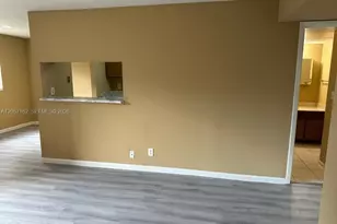 4047 NW 87th Ave, Sunrise, FL 33351 - Photo 4