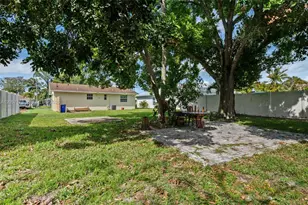 6894 3rd St, Jupiter, FL 33458 - Photo 24