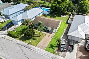 6894 3rd St, Jupiter, FL 33458 - Photo 28
