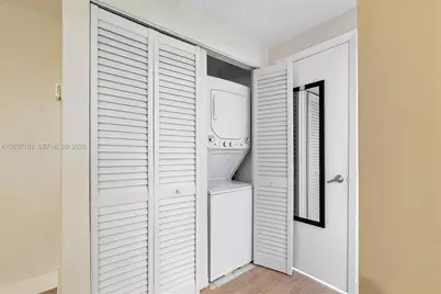 747 Michigan Ave #301, Miami Beach, FL 33139 - Photo 10